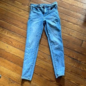 American eagle light wash jeggings size 6